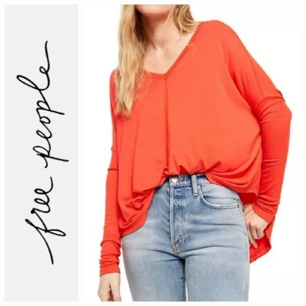 Free People Moonshine Tunic Oversized V Neck Slouchy Boho Top XS Casual Cozy Tee